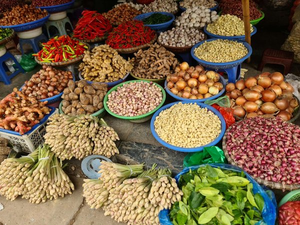 What Are the Signature Dishes in UK Kitchen Restaurants and Bars?